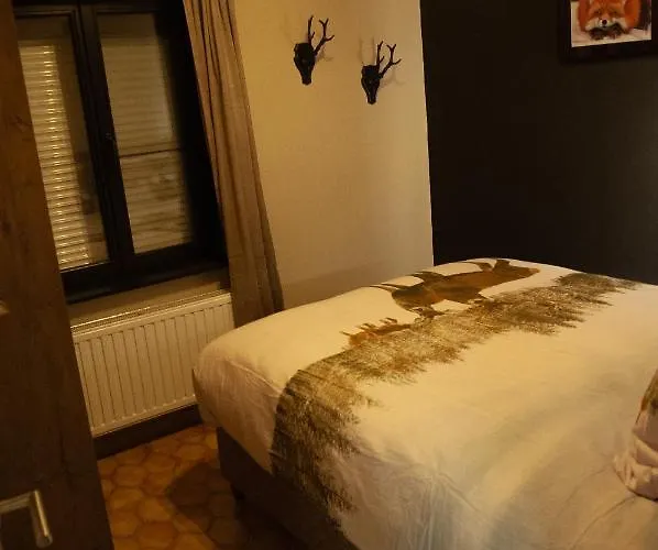 Le Petit Feriehus Érezée